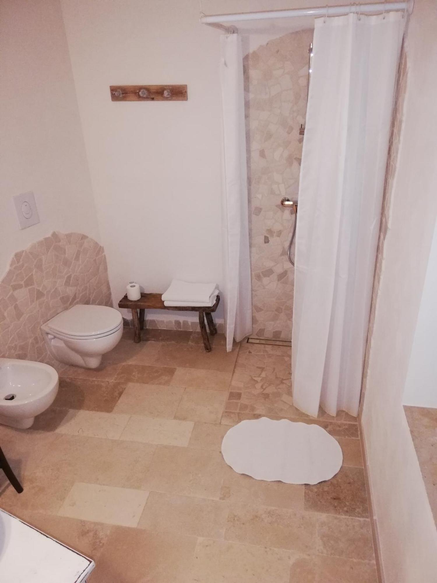Holiday Home Trullo Antico Ostuni Habitación foto